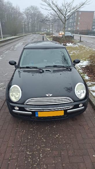 Unfallwagen Mini Mini ONE 1.6 PANO B.J 2003 inruiler 2003/5