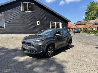 Coche accidentado Toyota Yaris Cross CROSS HYBRIDE 1.5 AUTOMAAT NAVI CLIMA CAMERA PDC B.J 06-2023 2023/6