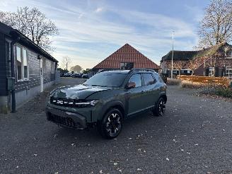 krockskadad bil auto Dacia Duster AUTOMAAT 1.6 HYBRIDE NAVI CLIMA CAMERA PDC LED B.J 12-2024 2024/12