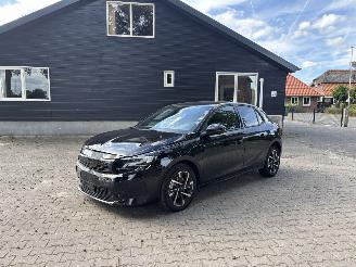 Coche accidentado Opel Corsa GS SPORT 100 PK NAVI CLIMA CAMERA VIRT DASH LED B.J 2024 2024/3