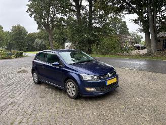 Voiture accidenté Volkswagen Polo 1.2 TDI AIRCO NAVI CRUISE LMV B.J 2011 INRUILER 2011/4