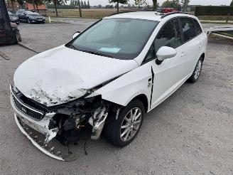 uszkodzony samochody osobowe Seat Ibiza ST REFERENCE 2014/2