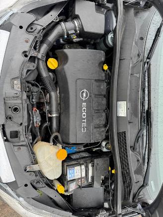Opel Corsa D picture 9