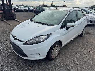 Auto incidentate Ford Fiesta  2010/10