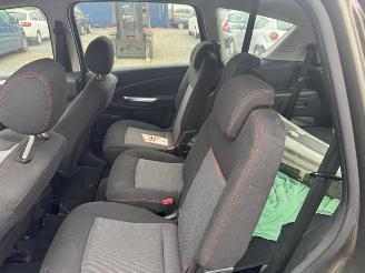 Ford S-Max  picture 31