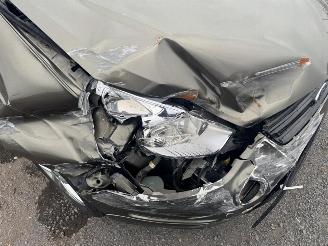 Ford S-Max  picture 5