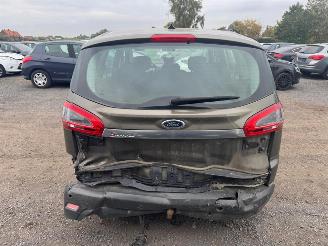 Ford S-Max  picture 2