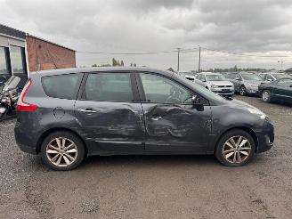 Renault Grand-scenic  picture 4