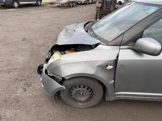 Suzuki Swift  picture 9