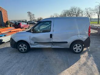 Opel Combo D picture 7