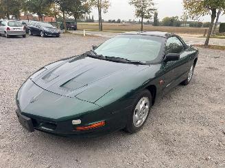 Pontiac Firebird  picture 1