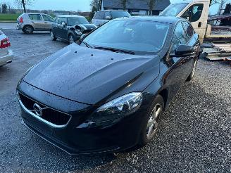 Unfallwagen Volvo V-40  2017/2
