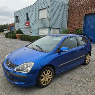 krockskadad bil motor Honda Civic ES 2004/7