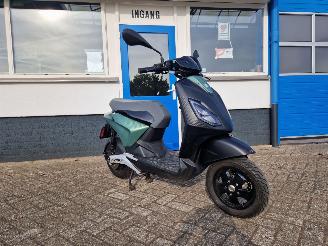 dommages scooters Piaggio  ONE + 2023/1
