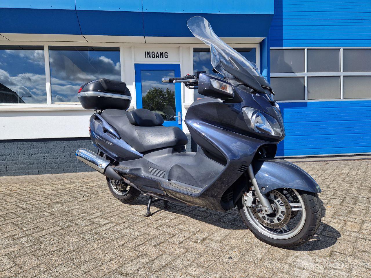 Suzuki  AN 650 BURGMAN EXECUTIVE