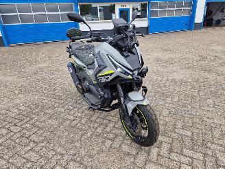 Honda  X-ADV 750 FULL OPTIONS picture 14