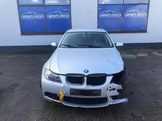 Salvage car BMW 3-serie 3 serie (E90), Sedan, 2005 / 2011 318i 16V 2007/9