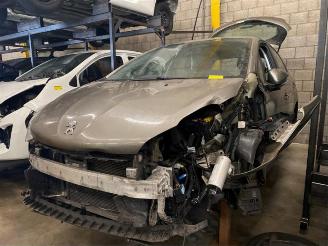 Uttjänta bilar auto Peugeot 208  2014/5