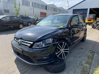 Coche siniestrado Volkswagen Golf Golf VII (AUA), Hatchback, 2012 / 2021 1.6 TDI 16V 2014