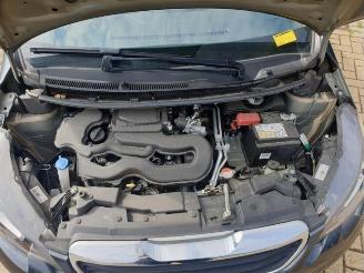 Peugeot 108  picture 9