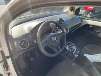 Volkswagen Up! Up! (121), Hatchback, 2011 1.0 12V 60 picture 10