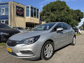 Unfallwagen Opel Astra  2019/1