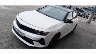 Uttjänta bilar auto Opel Astra Astra L (F3/FB/FM/FP), Hatchback 5-drs, 2021 Electric 54 kWh 2025/1