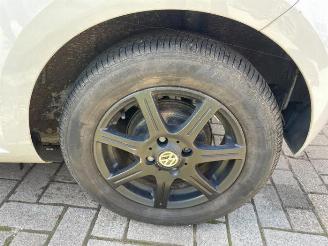 Volkswagen Up! Up! (121), Hatchback, 2011 1.0 12V 60 picture 18