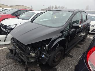 krockskadad bil auto Ford C-Max  2017/1