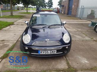 Sloopauto Mini Cooper Mini One/Cooper (R50), Hatchback, 2001 / 2007 1.6 16V One 2005/5
