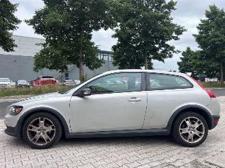 uszkodzony samochody osobowe Volvo C-30 1.8 16V Hatchback 2Dr Benzine 1.798cc 92kW (125pk) FWD 2006-10/2012-12 (MK21) B4184S11 2008/9