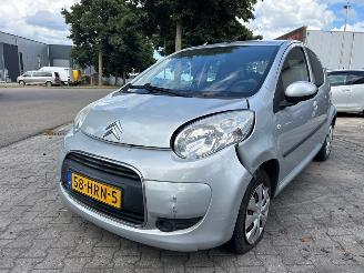 Coche accidentado Citroën C1 1.0 12V Hatchback  Benzine 998cc 50kW (68pk) FWD 2005-06/2014-09 (PMCFA; PMCFB; PNCFA; PNCFB) 1KRFE; CFB; 384F; CFA 2009/2