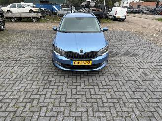 uszkodzony samochody osobowe Skoda Fabia Fabia II Combi Combi 5-drs 2015/6