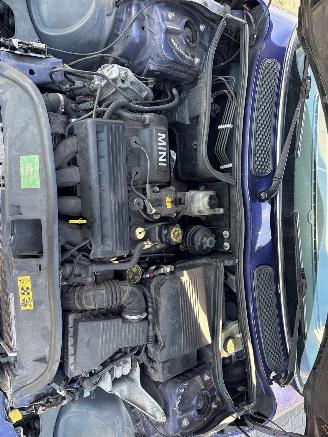 Mini Cooper 1.6 16V Cooper Hatchback  Benzine 1.598cc 85kW (116pk) FWD picture 12