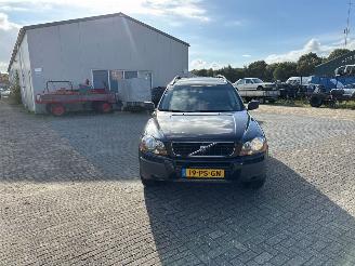 Schadeauto Volvo Xc-90 2.4 D5 20V SUV  Diesel 2.401cc 120kW (163pk) 4x4 2004/10