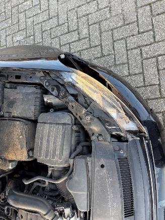 Volkswagen Golf 1.4 TSI 122 16V Hatchback  Benzine 1.390cc 90kW (122pk) FWD 2008-10/2012-11  CAXA picture 6