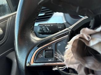 Skoda Rapid 1.0 TSI 12V Liftback  Benzine 999cc 70kW (95pk) FWD 2017-06/2019-12  CHZB; DKLD picture 27