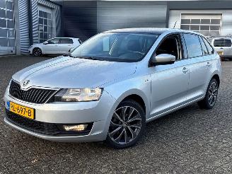 skadebil auto Skoda Rapid 1.0 TSI 12V Liftback  Benzine 999cc 70kW (95pk) FWD 2017-06/2019-12  CHZB; DKLD 2018/1