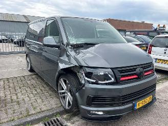 krockskadad bil bedrijf Volkswagen Transporter 2.0 TDI DRF Bestel  Diesel 1,968cc 75kW (102pk) FWD 2015-04/2019-12  CXGB 2017/11