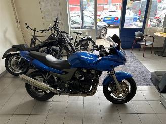 Kawasaki ZR - 7 2003/8