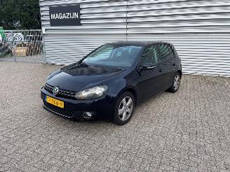 Voiture accidenté Volkswagen Golf  2012/2