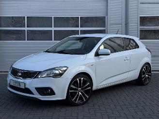 Auto incidentate Kia Cee d Pro Cee\'d 1.4 CVVT Seven 2011/2