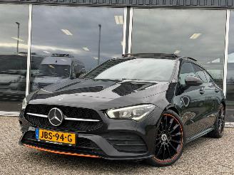 skadebil auto Mercedes Cla-klasse 220d AMG / PANO / SFEER / EDITION / 2019/10