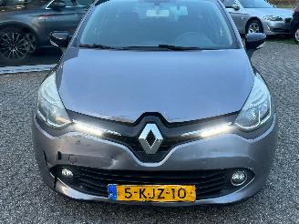Renault Clio 0.9 TCE Expression picture 5