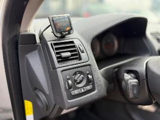 Volvo V-40 1.8 Momentum Airco picture 10