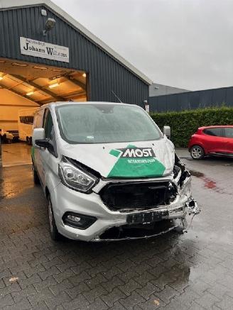 Ford Transit Custom 300 2.0 TDCI L2 H1 picture 4