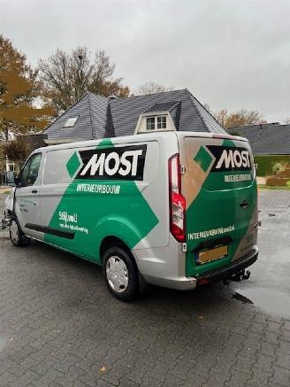 Ford Transit Custom 300 2.0 TDCI L2 H1 picture 8