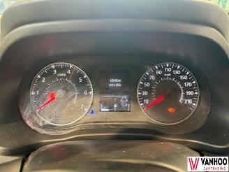 Renault Express  picture 15