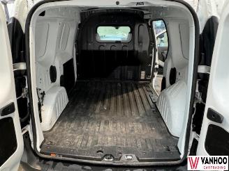 Renault Express  picture 10