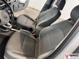 Kia Picanto  picture 17